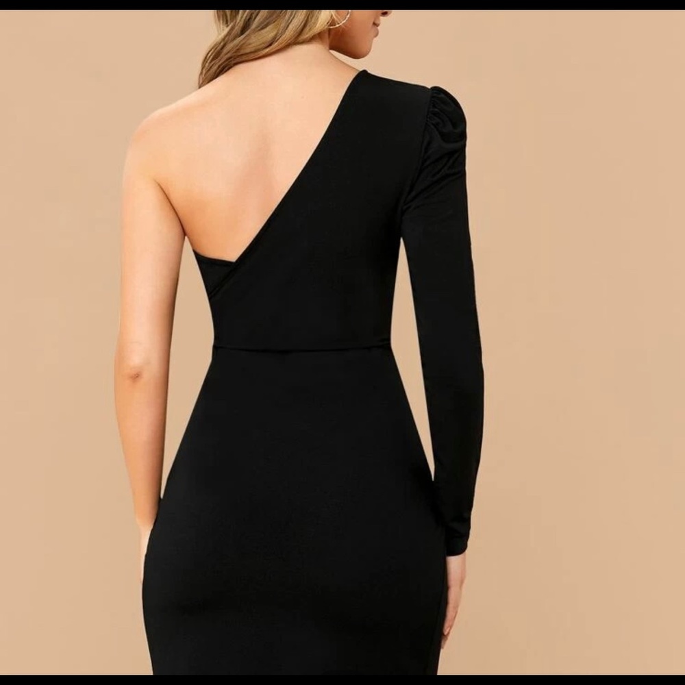 One Shoulder Ruched Detail Bodycon Dress